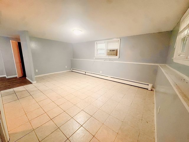 6A Maynard St A, Boston, MA 02131