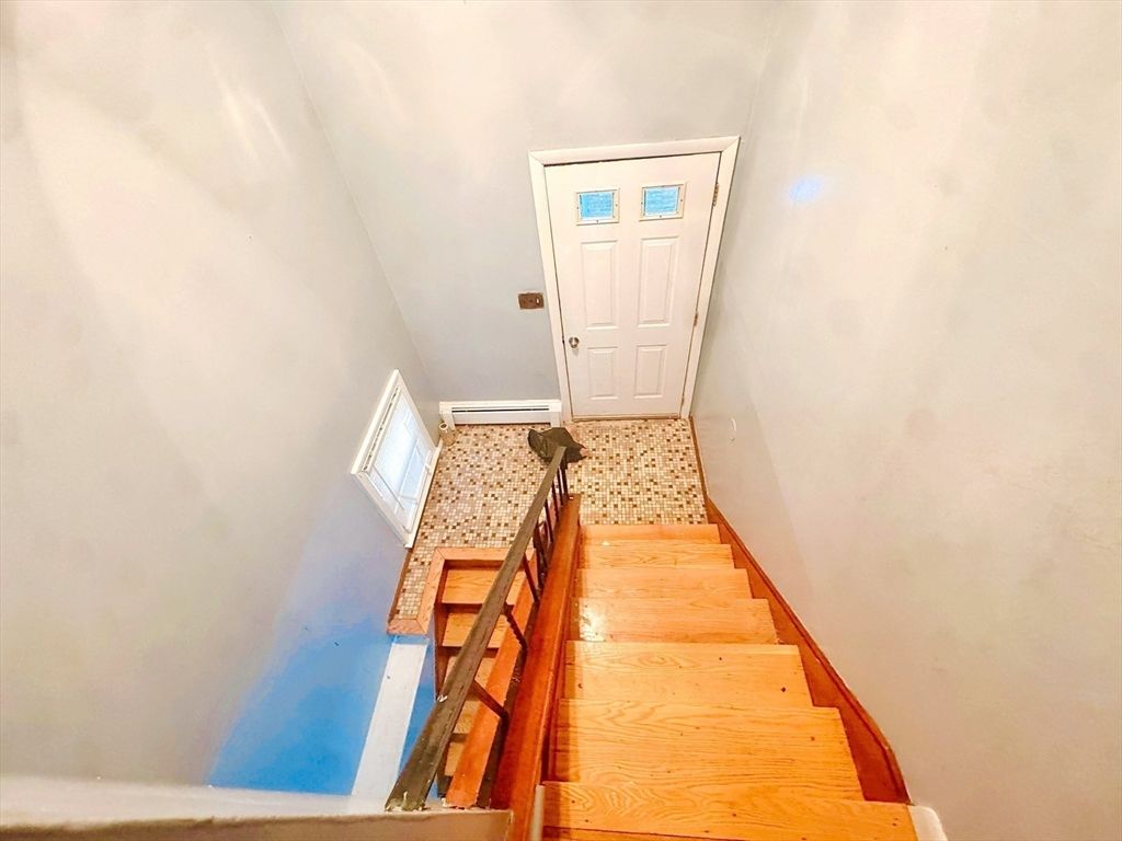 6A Maynard St A, Boston, MA 02131