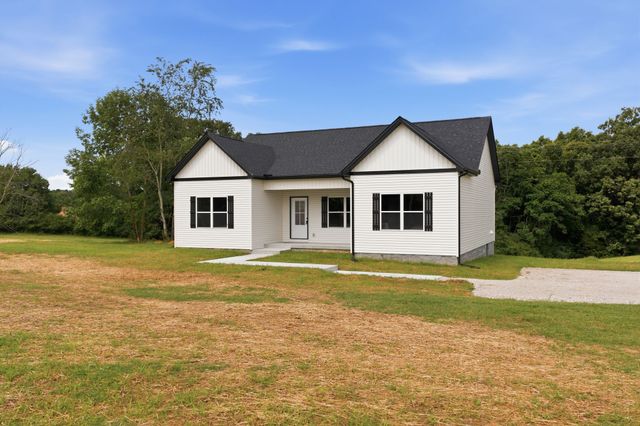 1434 East Piney Road, Dickson, TN 37055