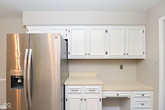 6735 Highburry Court, Indianapolis, IN 46256