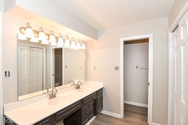 6735 Highburry Court, Indianapolis, IN 46256