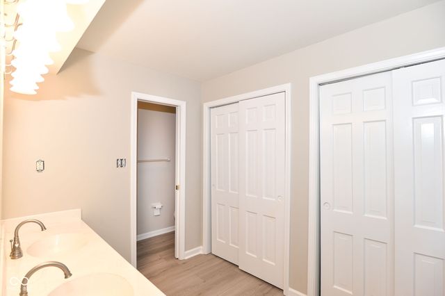 6735 Highburry Court, Indianapolis, IN 46256