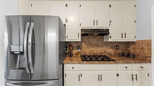 222 Robin Lane, Stockbridge, GA 30281