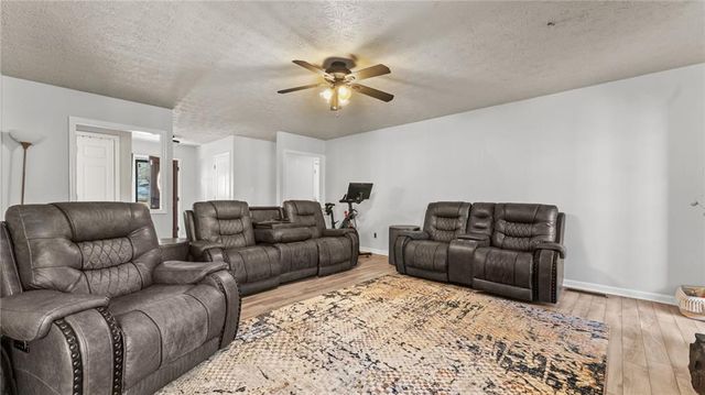 222 Robin Lane, Stockbridge, GA 30281