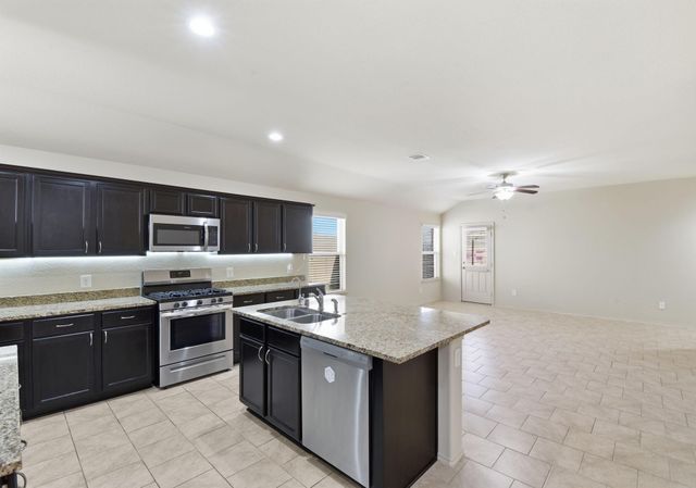 23714 Shortleaf Pine Drive, Tomball, TX 77375