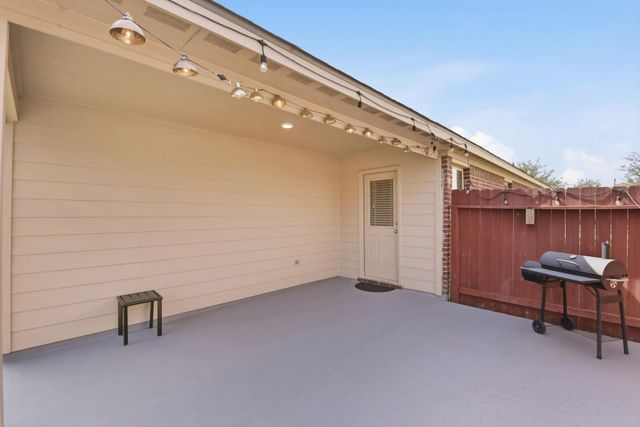 23714 Shortleaf Pine Drive, Tomball, TX 77375