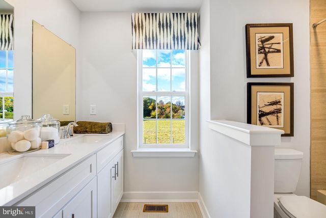 148 ADA HIGHTOWER AVE, Pennington, NJ 08534