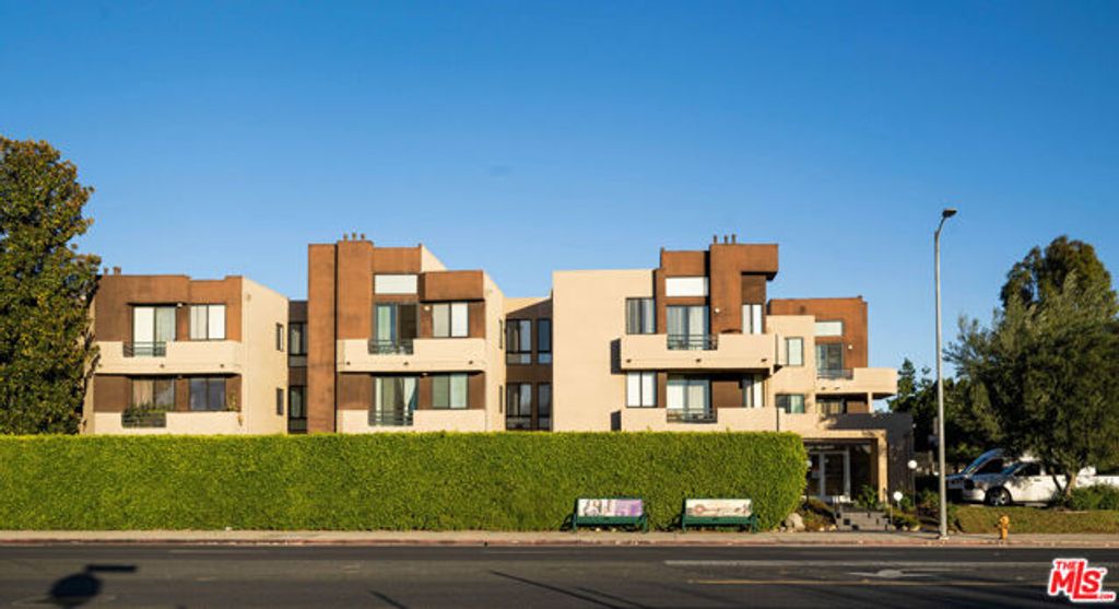 7826 Topanga Canyon Boulevard 231, Canoga Park (los Angeles), CA 91304