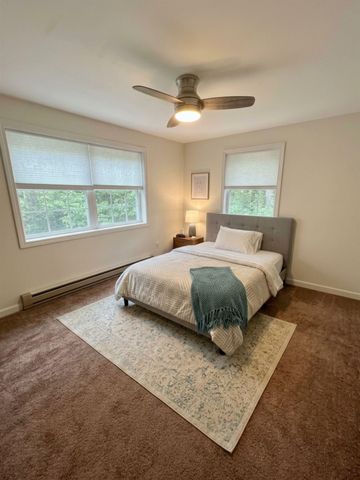 39 Ernest Ave Apt 202, Exeter, NH 03833