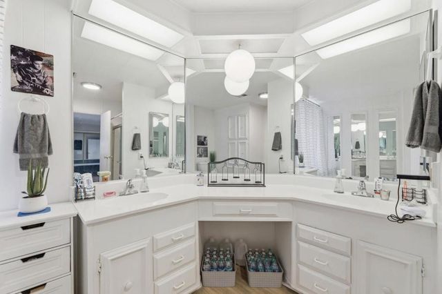 1050 E Borregas Avenue, Sunnyvale, CA 94089