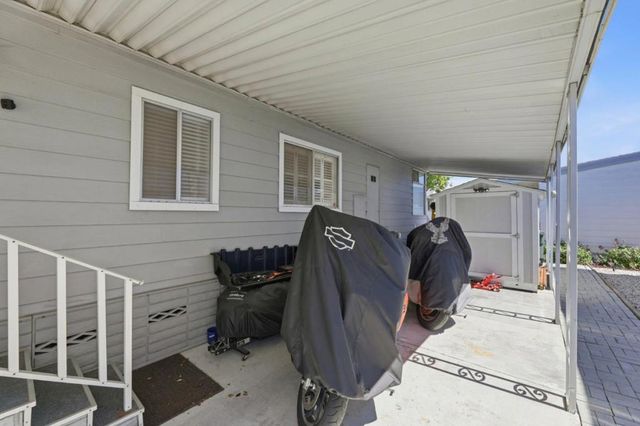 1050 E Borregas Avenue, Sunnyvale, CA 94089