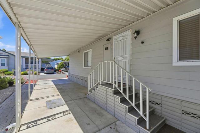 1050 E Borregas Avenue, Sunnyvale, CA 94089