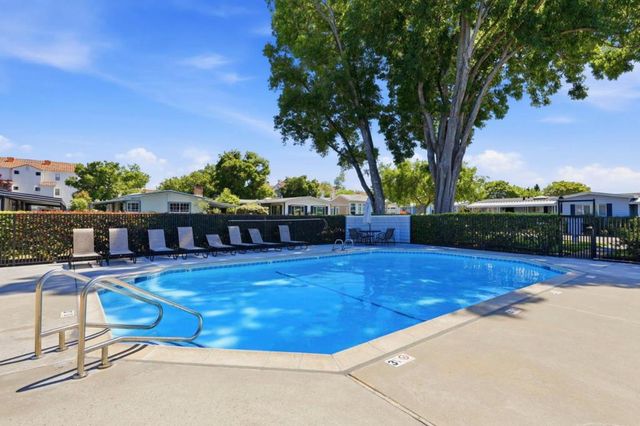1050 E Borregas Avenue, Sunnyvale, CA 94089
