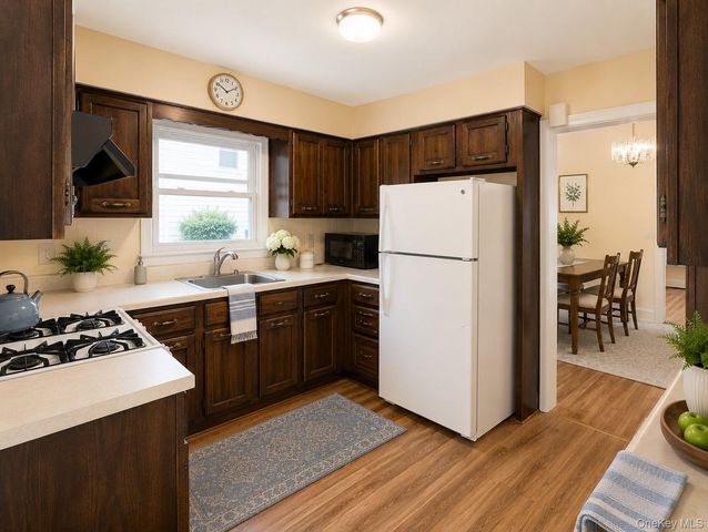 39 California Avenue, Middletown, NY 10940