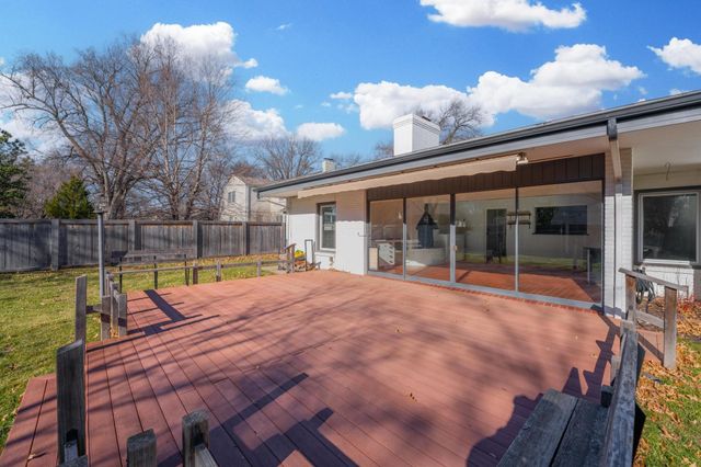 9 E English Ave, Eastborough, KS 67207