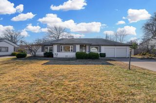 9 E English Ave, Eastborough, KS 67207
