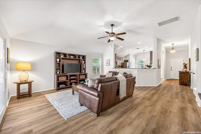 208 Bareback Bend, Cibolo, TX 78108