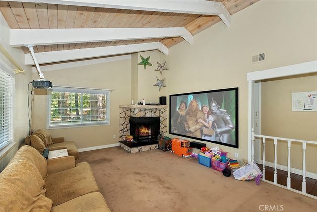 1212 Jungfrau, Crestline, CA 92325
