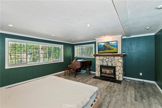 1212 Jungfrau, Crestline, CA 92325