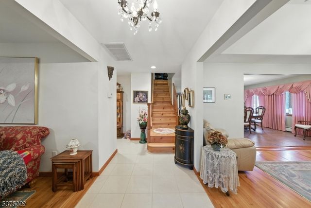 234 N Haledon Ave, North Haledon Boro, NJ 07508