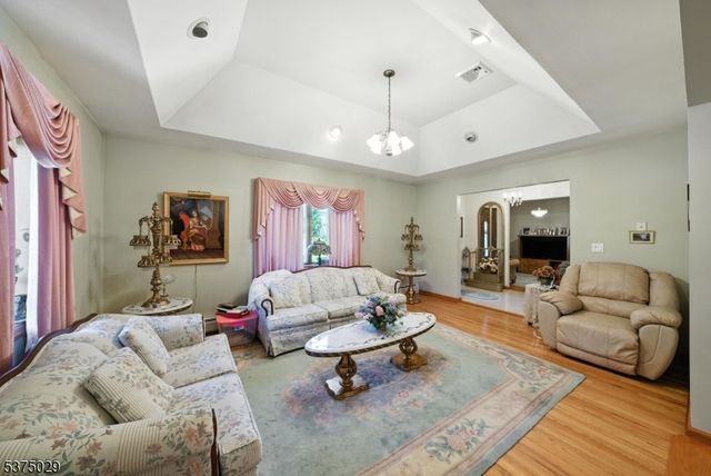234 N Haledon Ave, North Haledon Boro, NJ 07508