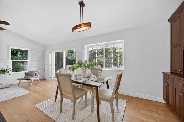 4121 Briarhollow Ct, Fair Oaks, CA 95628
