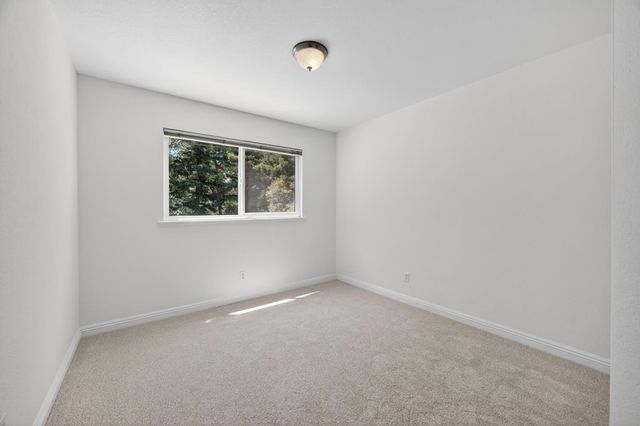 4121 Briarhollow Ct, Fair Oaks, CA 95628