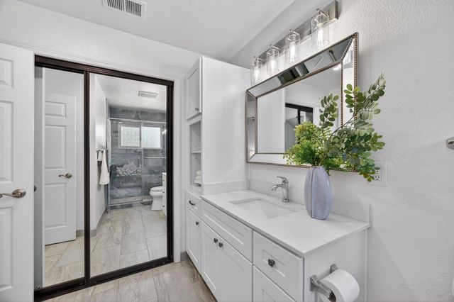 4121 Briarhollow Ct, Fair Oaks, CA 95628