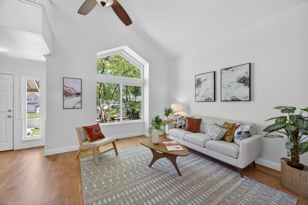 4121 Briarhollow Ct, Fair Oaks, CA 95628