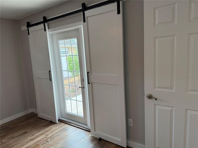 98 DADE AVENUE, Sarasota, FL 34232