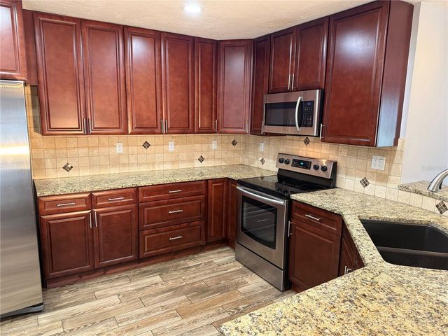 98 DADE AVENUE, Sarasota, FL 34232