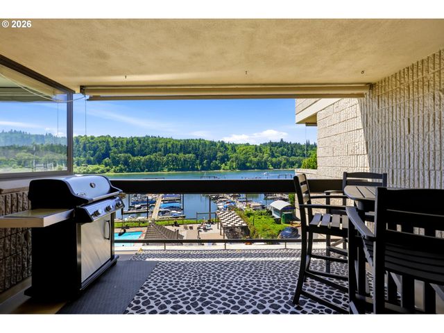 600 Se MARION St 403, Portland, OR 97202
