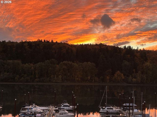 600 Se MARION St 403, Portland, OR 97202
