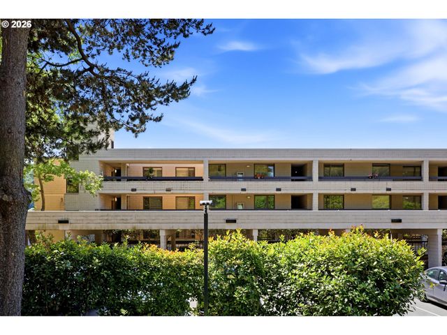 600 Se MARION St 403, Portland, OR 97202