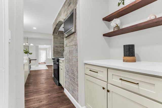 4601 Meadowbrook Drive, Fort Worth, TX 76103