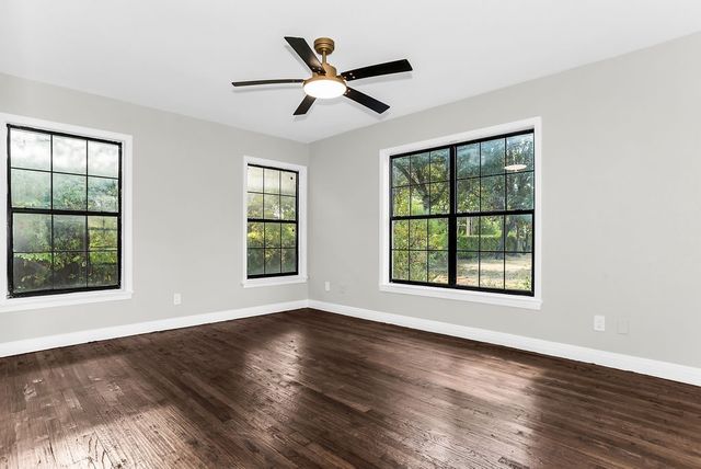 4601 Meadowbrook Drive, Fort Worth, TX 76103