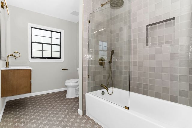 4601 Meadowbrook Drive, Fort Worth, TX 76103