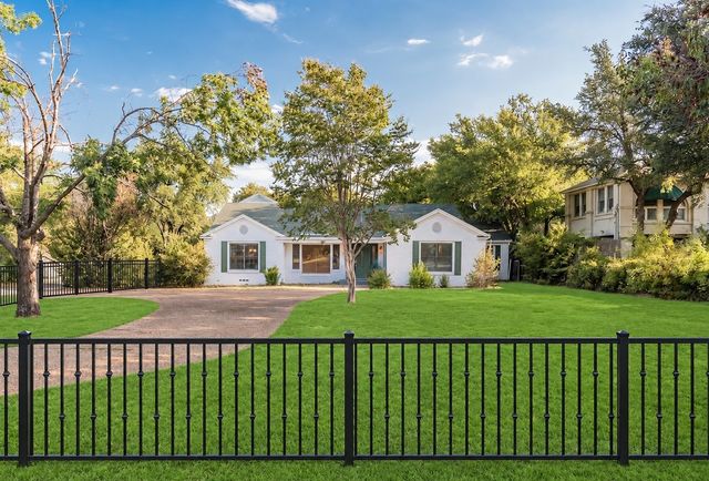 4601 Meadowbrook Drive, Fort Worth, TX 76103
