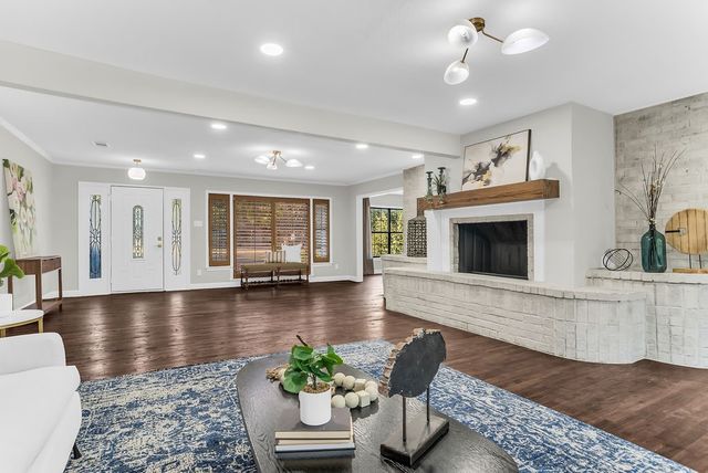 4601 Meadowbrook Drive, Fort Worth, TX 76103