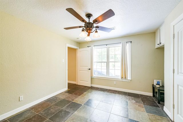 201 Meadowlawn Street, Shoreacres, TX 77571