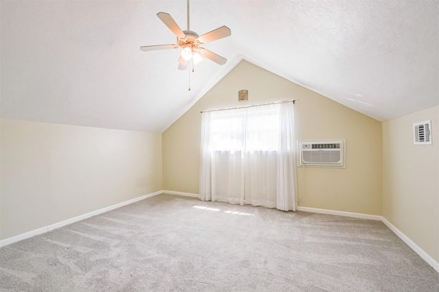 201 Meadowlawn Street, Shoreacres, TX 77571