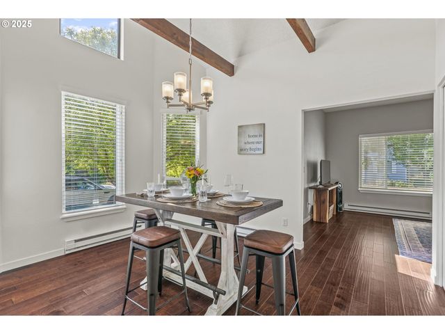 6849 Se KNIGHT St, Portland, OR 97206