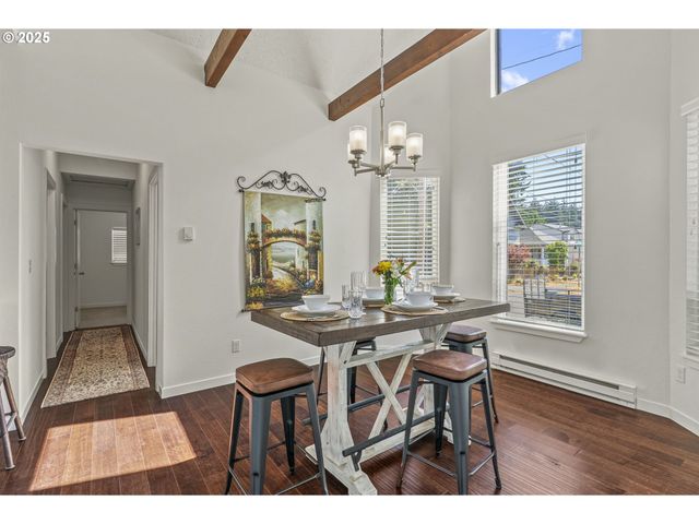 6849 Se KNIGHT St, Portland, OR 97206