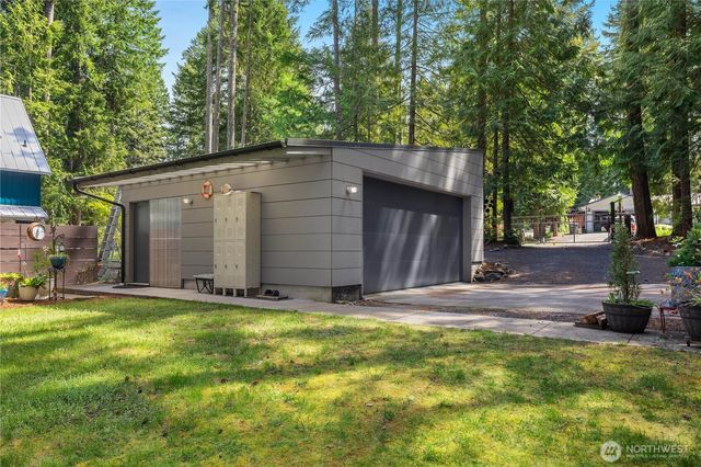 451 E Ballantrae Drive, Shelton, WA 98584