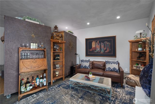 451 E Ballantrae Drive, Shelton, WA 98584