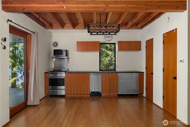 451 E Ballantrae Drive, Shelton, WA 98584
