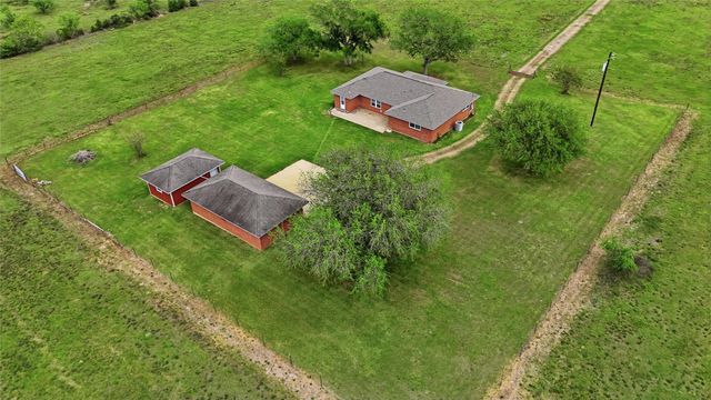 1250 Stockwell, Damon, TX 77430