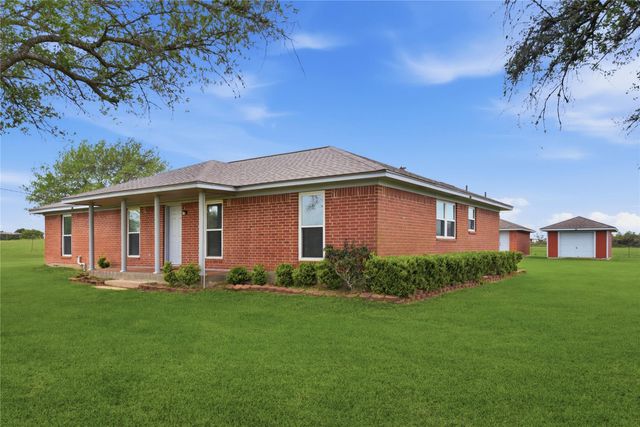 1250 Stockwell, Damon, TX 77430