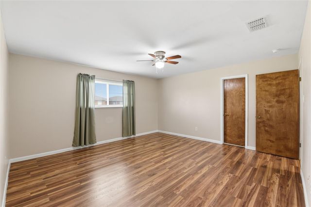 1250 Stockwell, Damon, TX 77430