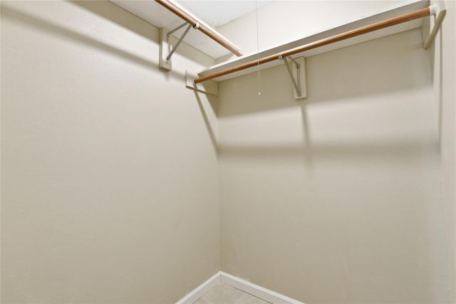1250 Stockwell, Damon, TX 77430